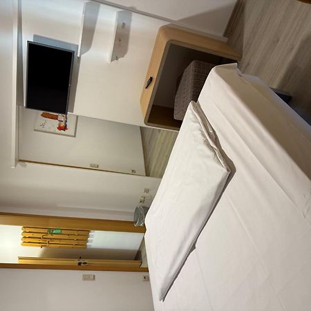 Hotel Eurocity Bruchköbel エクステリア 写真