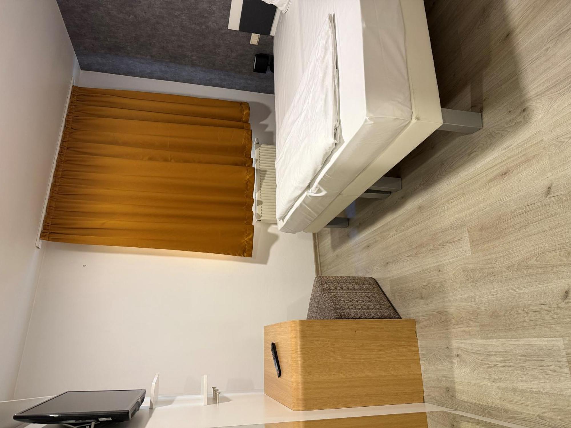 Hotel Eurocity Bruchköbel エクステリア 写真